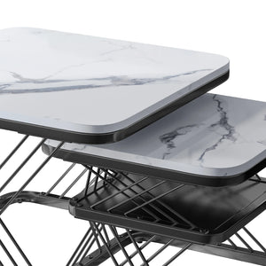 Duo Onyx | Duo de tables basses effet marbre, piétement fer noir et doré