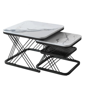 Duo Onyx | Duo de tables basses effet marbre, piétement fer noir et doré