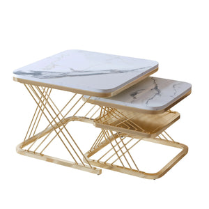 Duo Onyx | Duo de tables basses effet marbre, piétement fer noir et doré